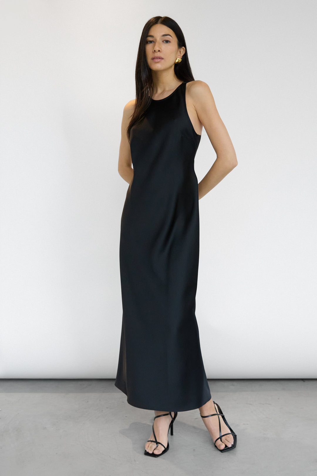 SLEEVELESS MIDI SATIN DRESS