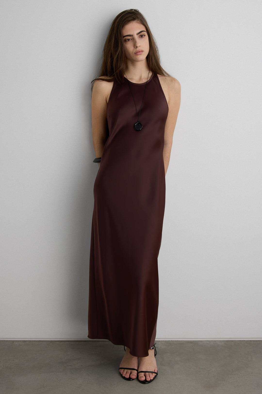SLEEVELESS MIDI SATIN DRESS